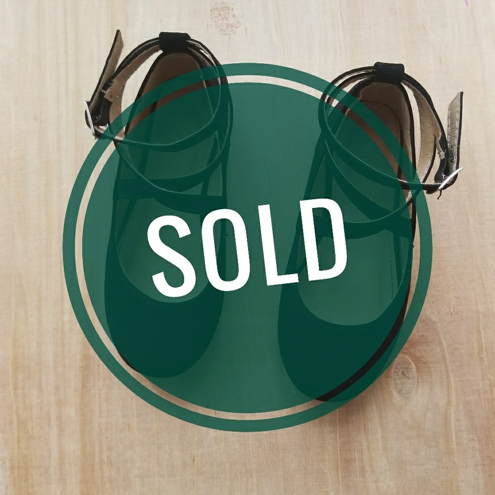 Lucky Tops black strappy toddler flats, size 9